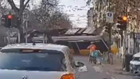 רגעי התרסקות הרכבת במילאנו