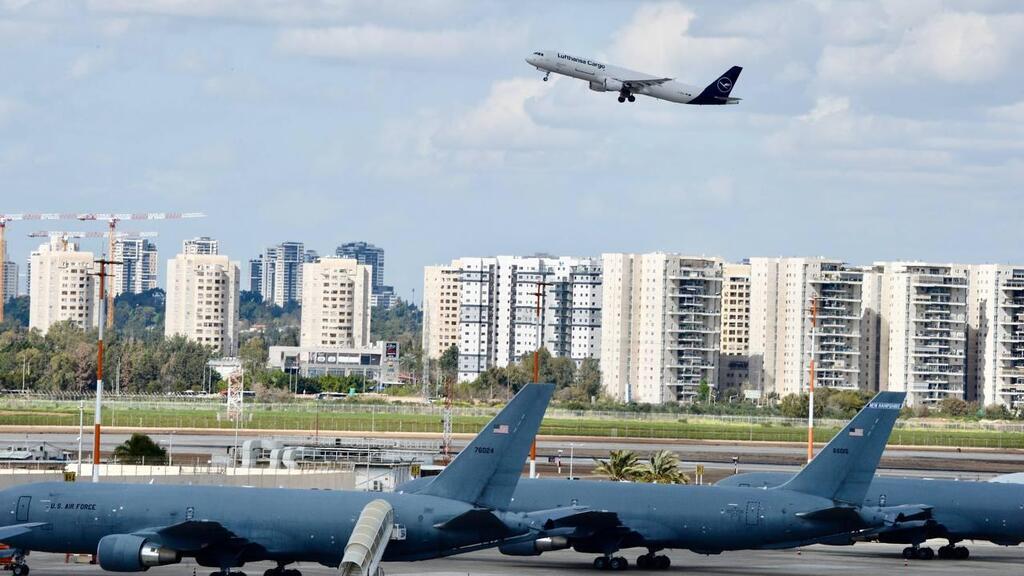 מטוסי תדלוק אמריקניים בנתב"ג