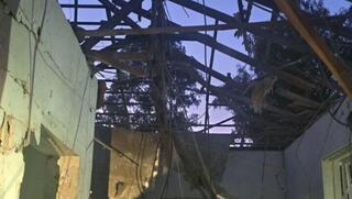 זירת הפגיעה בבית בפתח תקווה