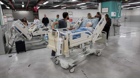 הירידה לחניון חירום באיכילוב