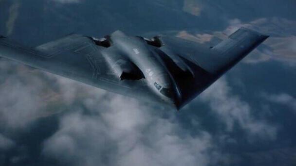 מטוס הקרב B2 תקפו באיראן