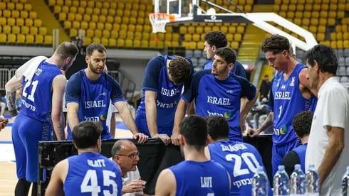 שחקני נבחרת ישראל בכדורסל