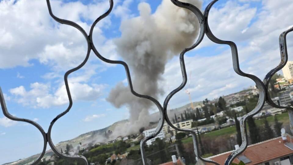 Прилет в Бейт-Шемеше פגיעה ישירה של טיל ששוגר מאיראן