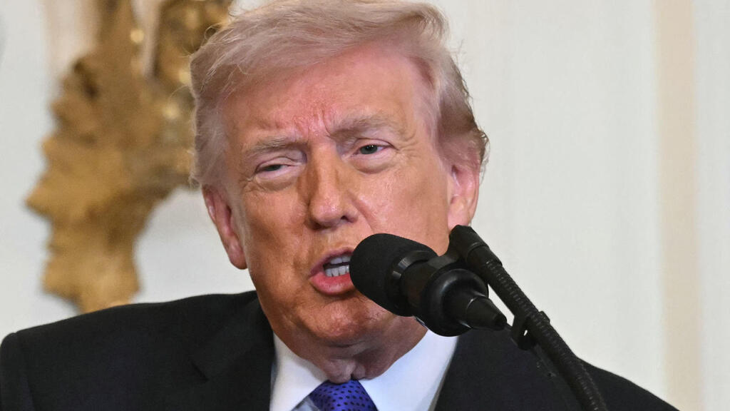 נשיא ארה"ב דונלד טראמפ הבית הלבן טקס ל וטרנים ידבר על איראן