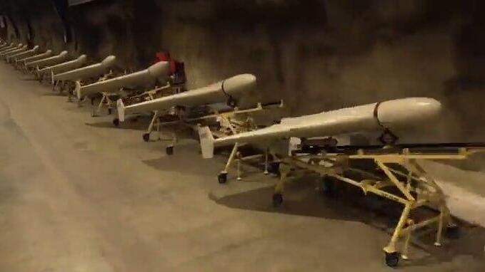 Footage from the Revolutionary Guards' drone tunnel from which attacks against American bases originate תיעוד ממנהרת הכטב"מים של משמרות המהפכה ממנה יוצאות תקיפות נגד בסיסים אמריקניים