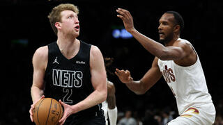 וולף מול מובלי