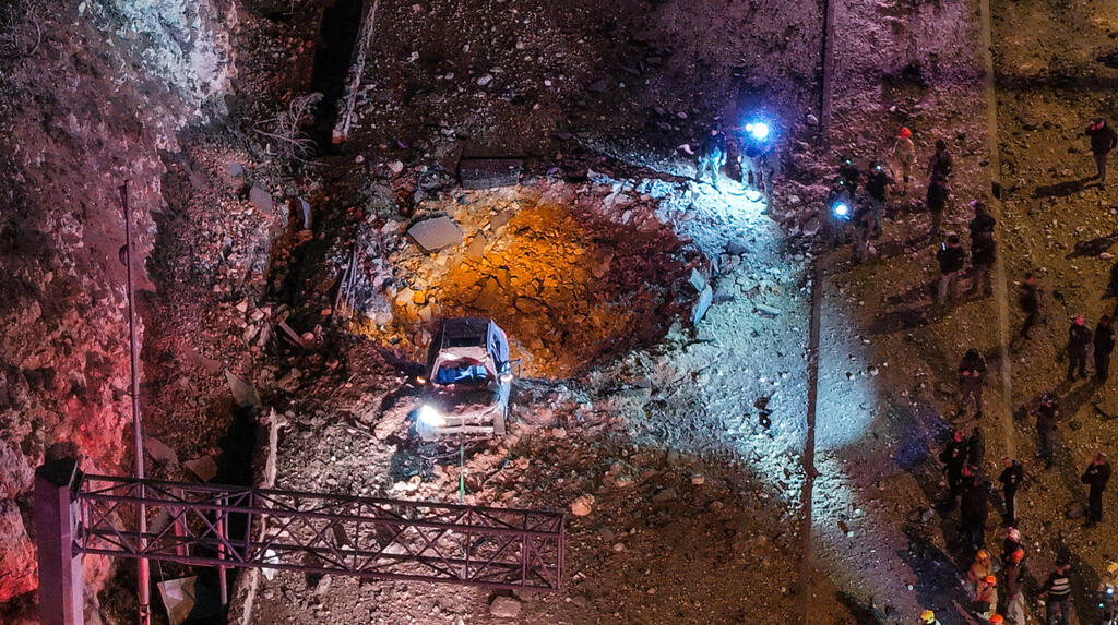 המכתש שנוצר בזירה