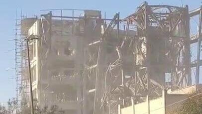 Здание, где собирался Совет экспертов ( Публикуется в соответствии с п. 27 алеф Закона об авторских правах) פגיעה בבניין של מועצת המומחים באיראן