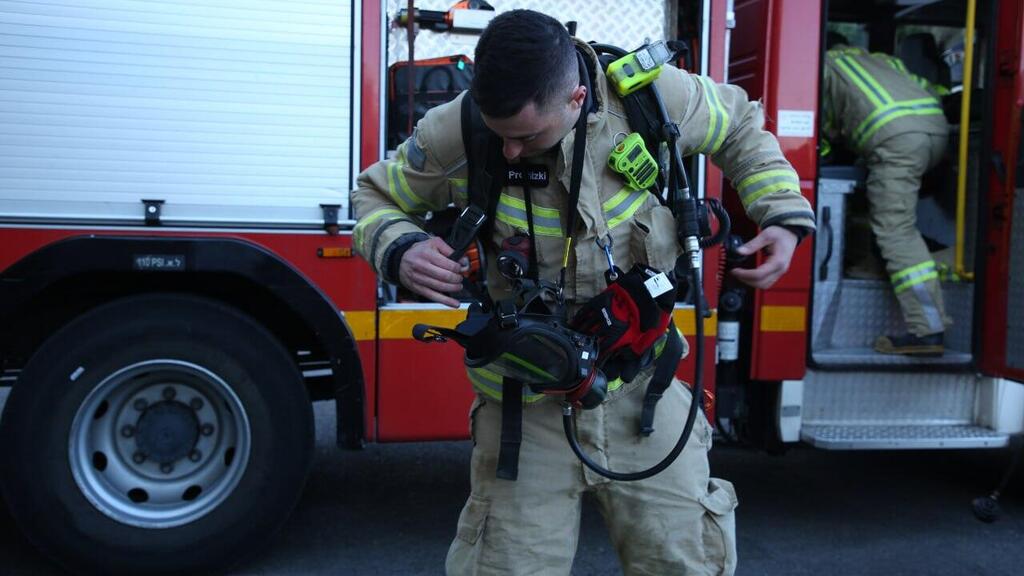 צוות כיבוי והצלה - תחנת רמת גן