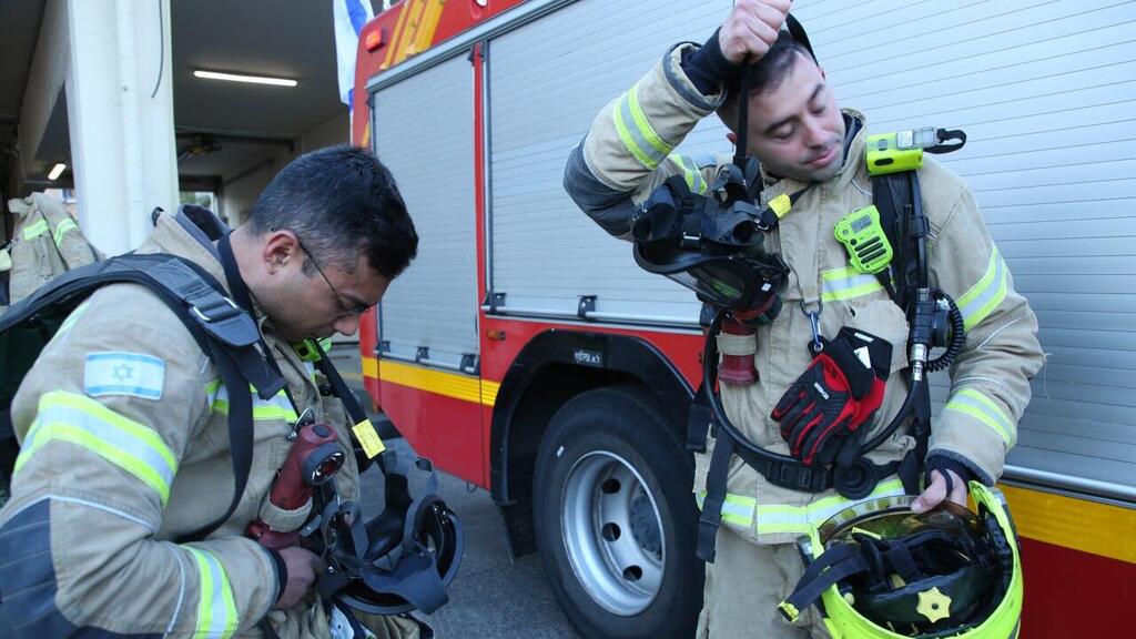 צוות כיבוי והצלה - תחנת רמת גן