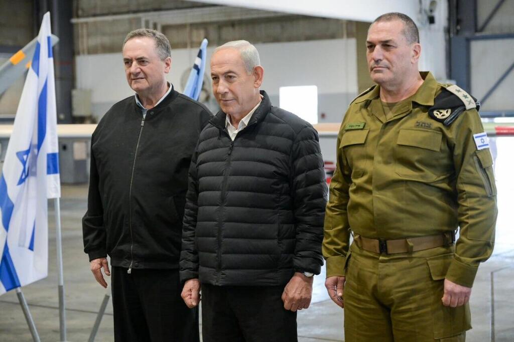 נתניהו, כ"ץ וזמיר בבסיס פלמחים