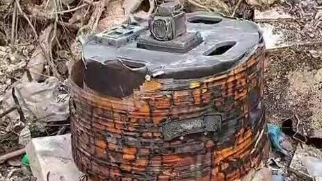 Fragment that fell in Jerusalem (Photo: Use under Section 27A of the Copyright Law) רסיס שנפל בירושלים