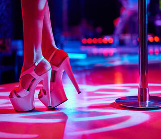 מועדון חשפנות