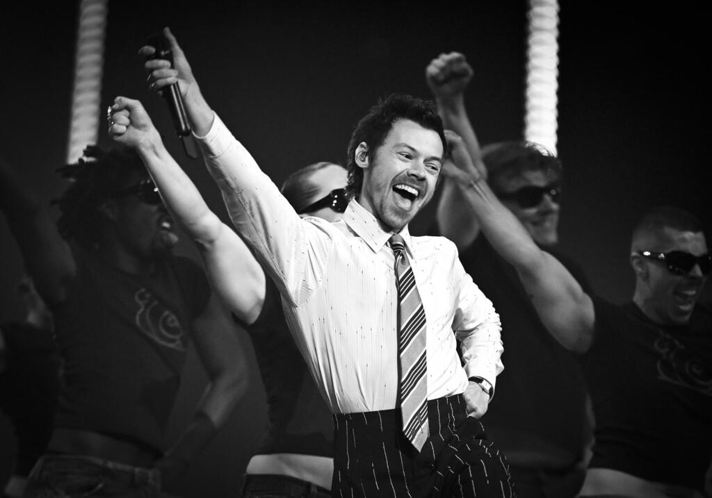 הארי סטיילס טקס פרסי בריטס