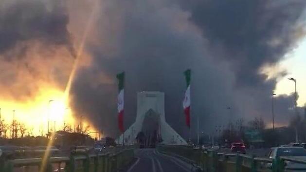 כיכר אזאדי בטהרן