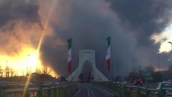 כיכר אזאדי בטהרן