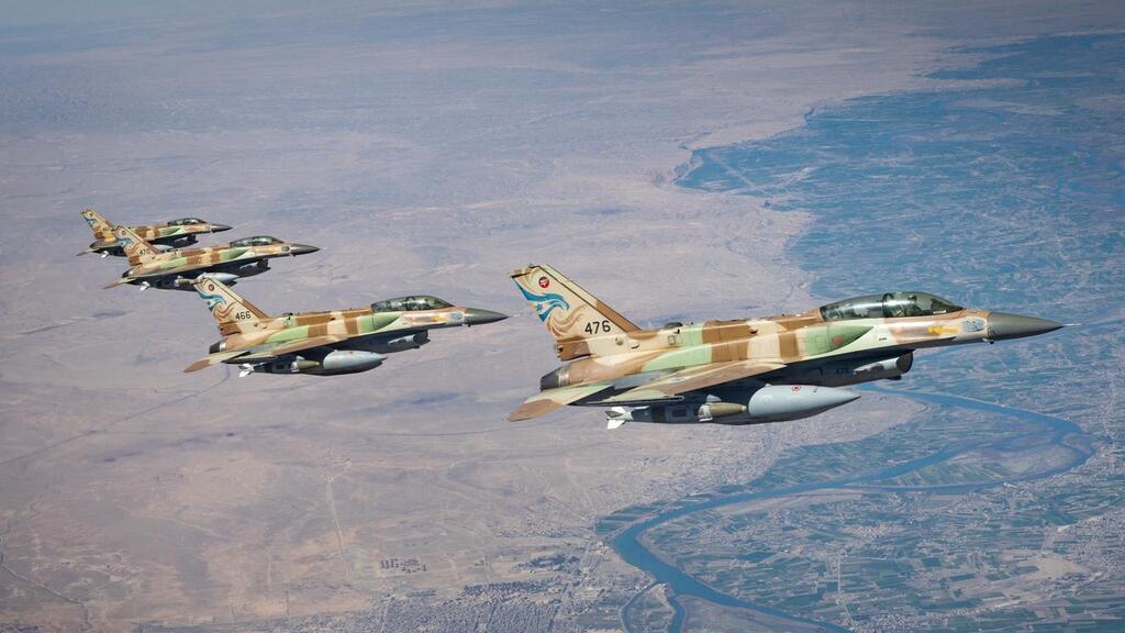 The new air concept: active use of force from the first hour (Photo: IDF Spokesperson's Unit) מטוסי קרב של חיל האוויר בדרכם לתקיפה באיראן