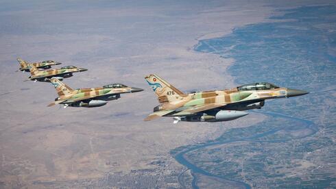 מטוסי קרב של חיל האוויר בדרכם לתקיפה באיראן