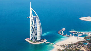 סמל העושר בדובאי ספג מכה, והתדמית הנוצצת נסדקה