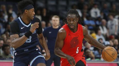 ג'רו הולידיי חודר