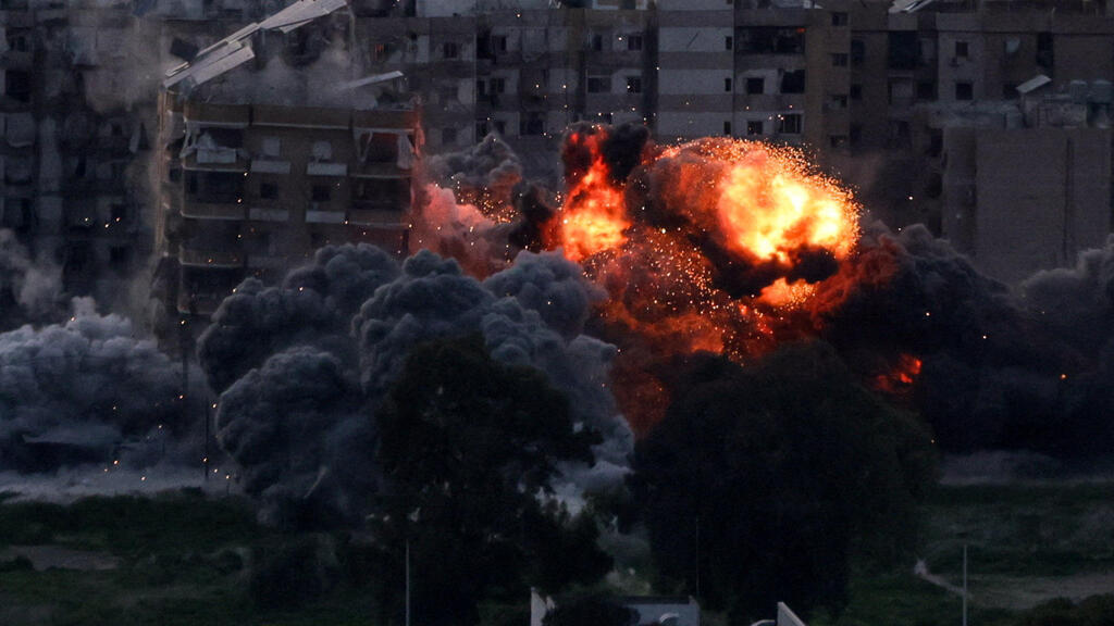 תקיפות בדאחייה ביירות