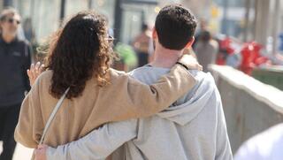 המלחמה עוד כאן, אבל הקניונים מלאים: "רוצים אוויר"