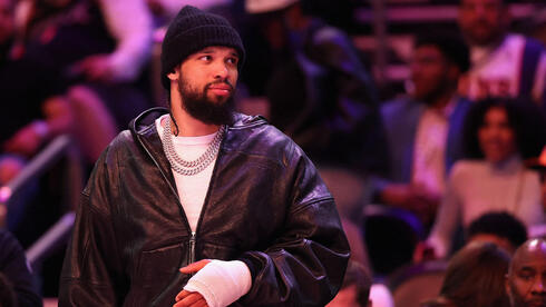 שחקן פיניקס סאנס דילון ברוקס