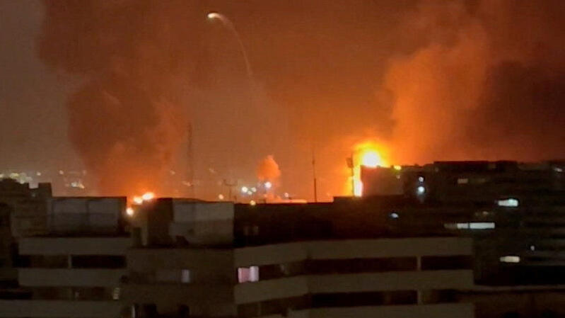 השמדת מטוסים בנמל התעופה בטהרן