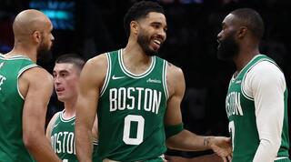 ג'ייסון טייטום חוגג