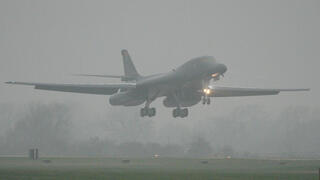 המפציצים האסטרטגיים שבדרך - והאיום של טראמפ