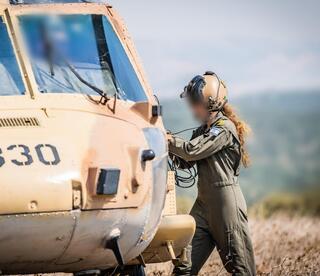 משרתות צה״ל ממבצע ״שאגת הארי״ בכלל הגזרות לרגל יום האישה