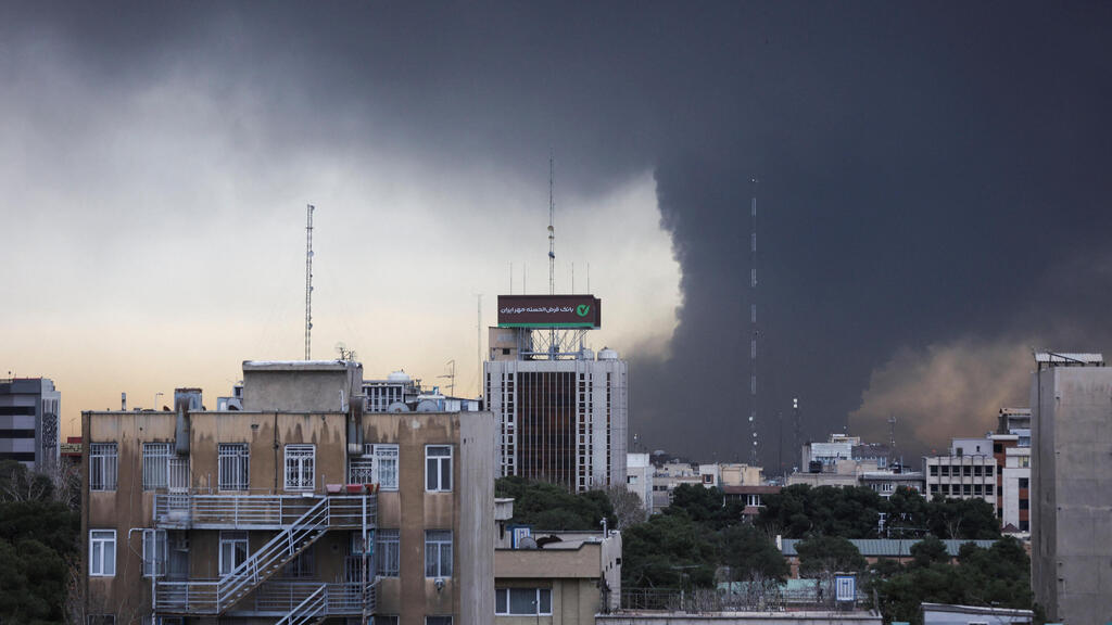 Тегеран (Фото: Majid Asgaripour/WANA (West Asia News Agency) via REUTERS ) תקיפה אווירית בטהרן