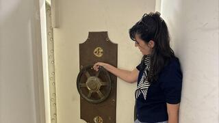 מערה ליד הכותל וכספת ענקית: "המקלטים" בירושלים