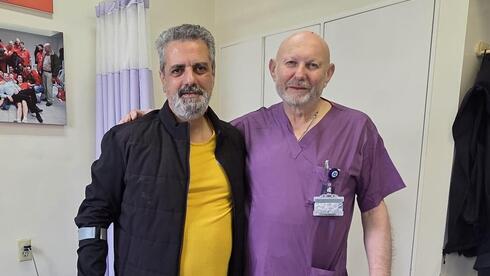 איציק קרודו וד"ר עדי פרידמן, הדסה הר הצופים, ניתוח השתלת אלמוגים בברכיים