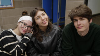 עולים צעירים במרכז הקליטה בכרמיאל