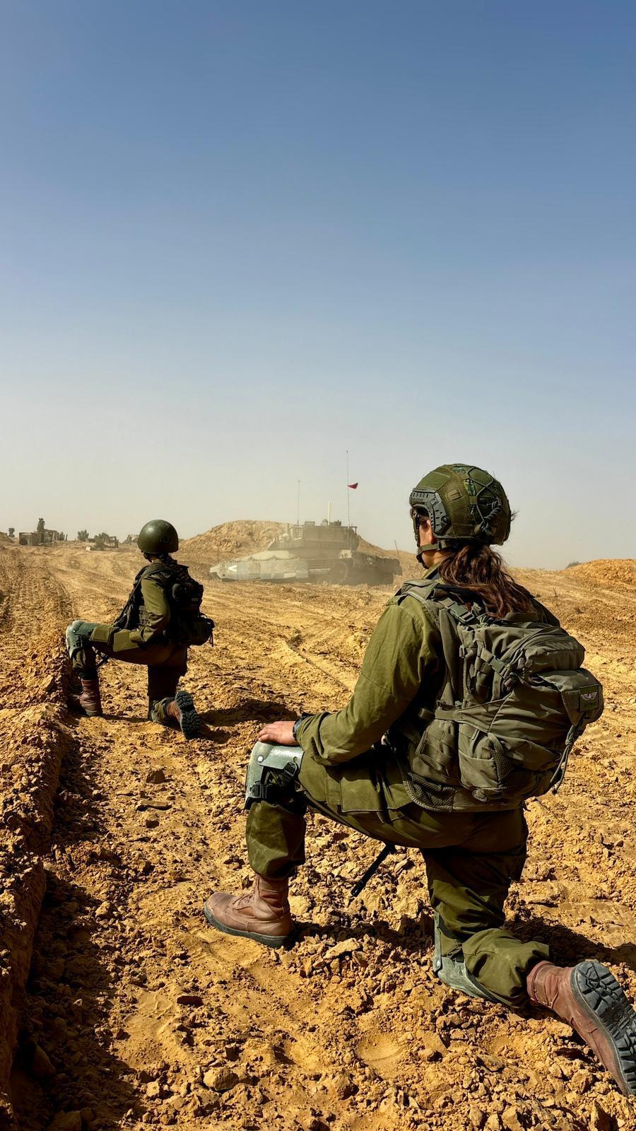 Photo: IDF משרתות צה״ל ממבצע ״שאגת הארי״