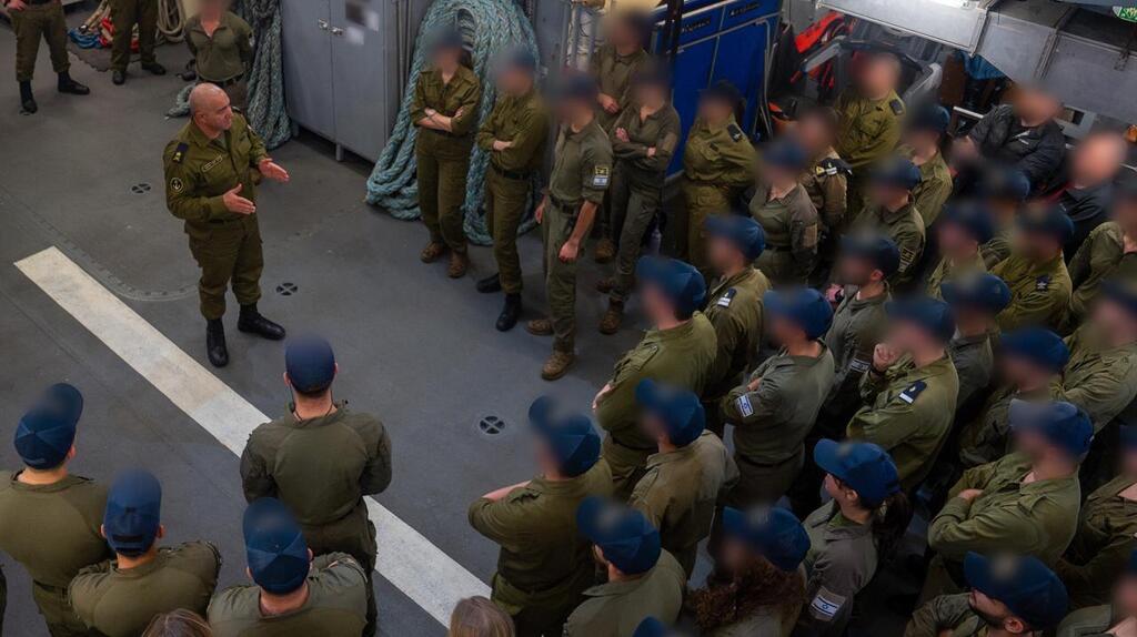 מפקד חיל הים ללוחמים בלב הים