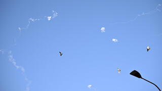 יירוטים בתל אביב