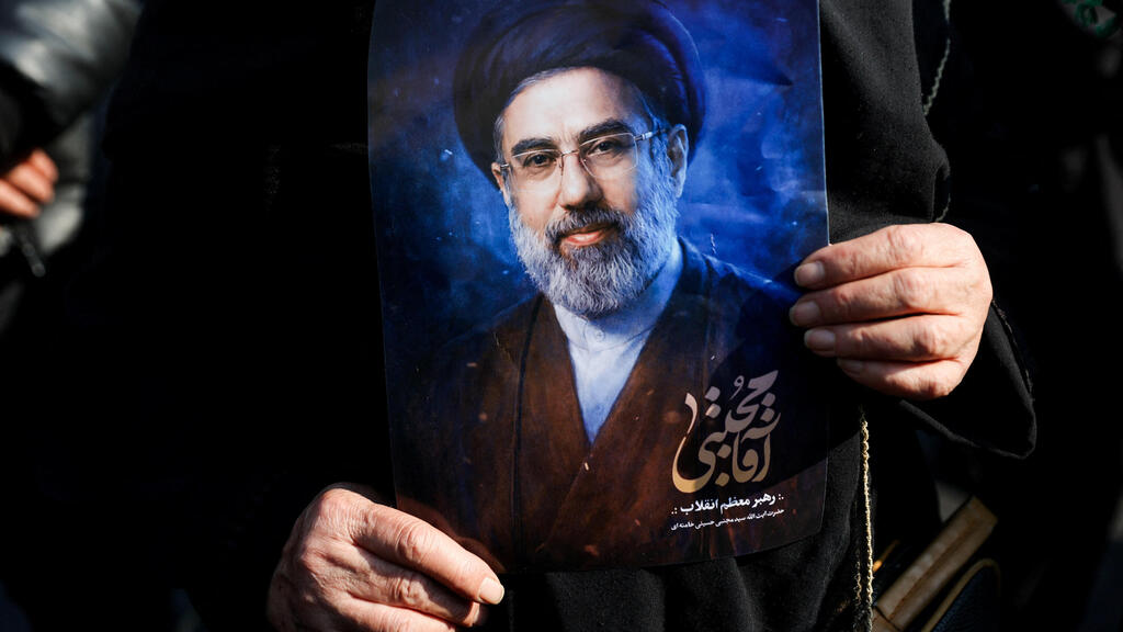 עצרת תמיכה במנהיג העליון החדש, מוג'תבא חמינאי