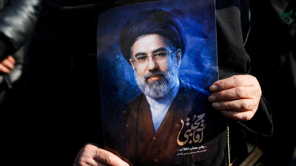 עצרת תמיכה במנהיג העליון החדש, מוג'תבא חמינאי