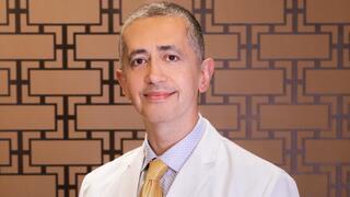 ד"ר שרווין נדרי, פלסטיקאי, ארה"ב