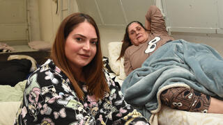 ברוריה ובתה הודיה מקריית שמונה נותרו בלי מענה רפואי בזמן המלחמה