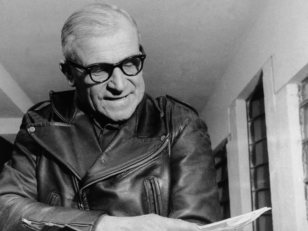 הפושע הנאצי הרברטס צוקורס בתמונה שצולמה בברזיל