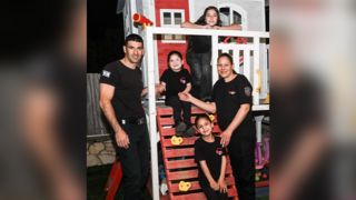 אבי ומעיין נסריאצ'י ובנותיהם