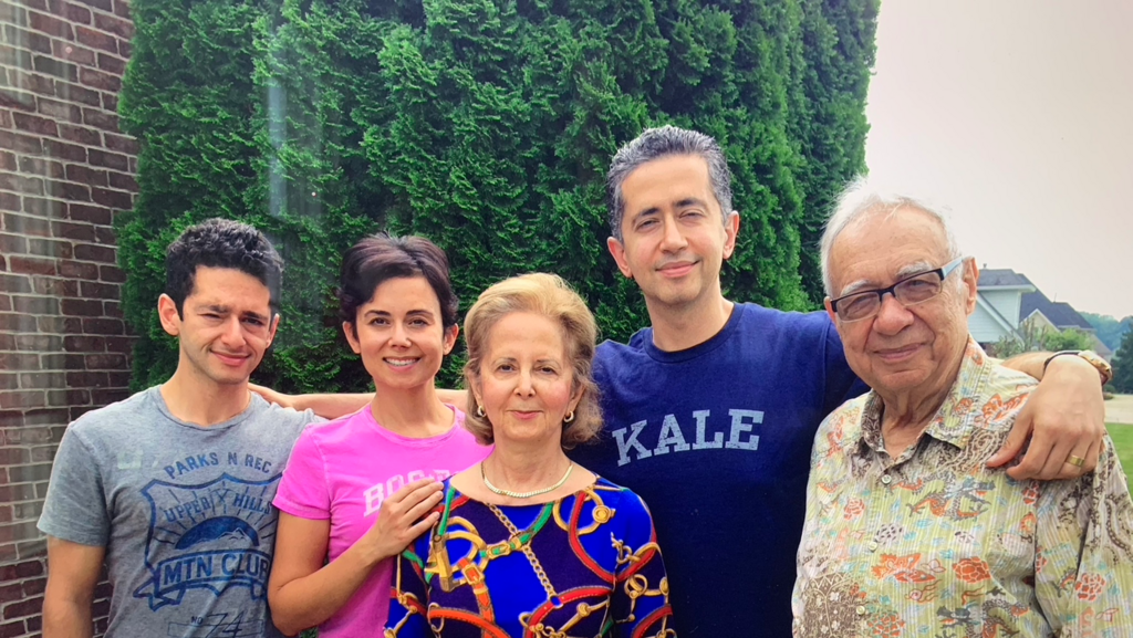 ד"ר שרווין נדרי, פלסטיקאי, ארצות הברית, איראן