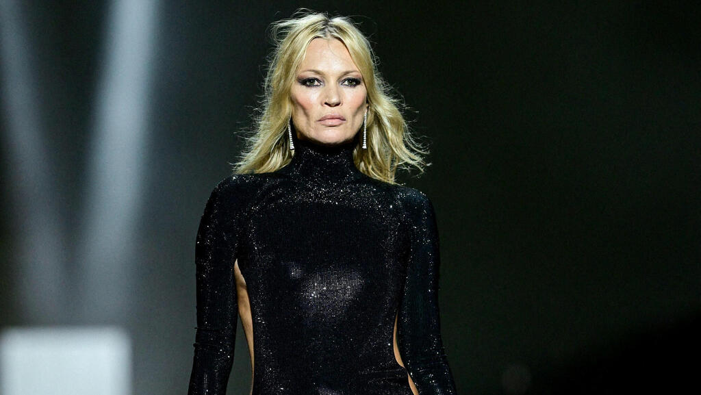 קייט מוס בתצוגה של גוצ'י