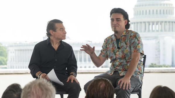 פאלמר לאקי, יזם הייטק ומיליארדר