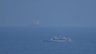 טראמפ: הורמוז ייפתח. נפציץ ללא רחם בחוף האיראני