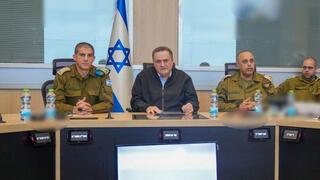 שר הביטחון ישראל כ"ץ בהערכת מצב בבור