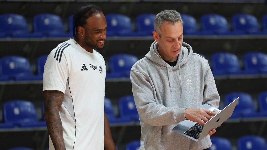 אימון מכבי ת"א אושיי בריסט עודד קטש